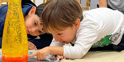 nauki ścisłe w przedszkolu Montessori, doświadczenia
