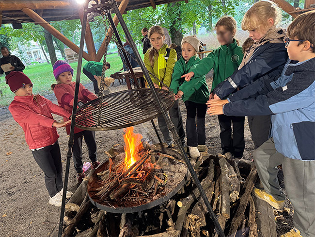 palenisko na farmie w brzezinie
