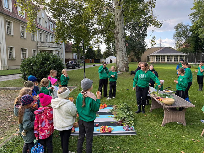 plony na farmie montessori 2025