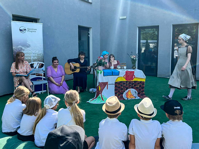 instytut pedagogiki uwr montessori